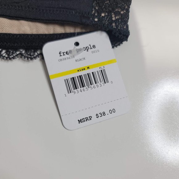 Free People Camila Lace Bandeau in Black - Picture 7 of 9